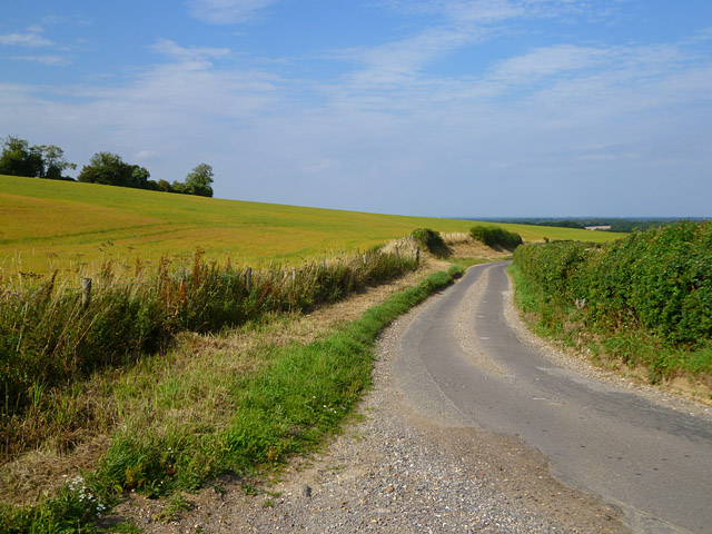 Road and farmland, Hannington