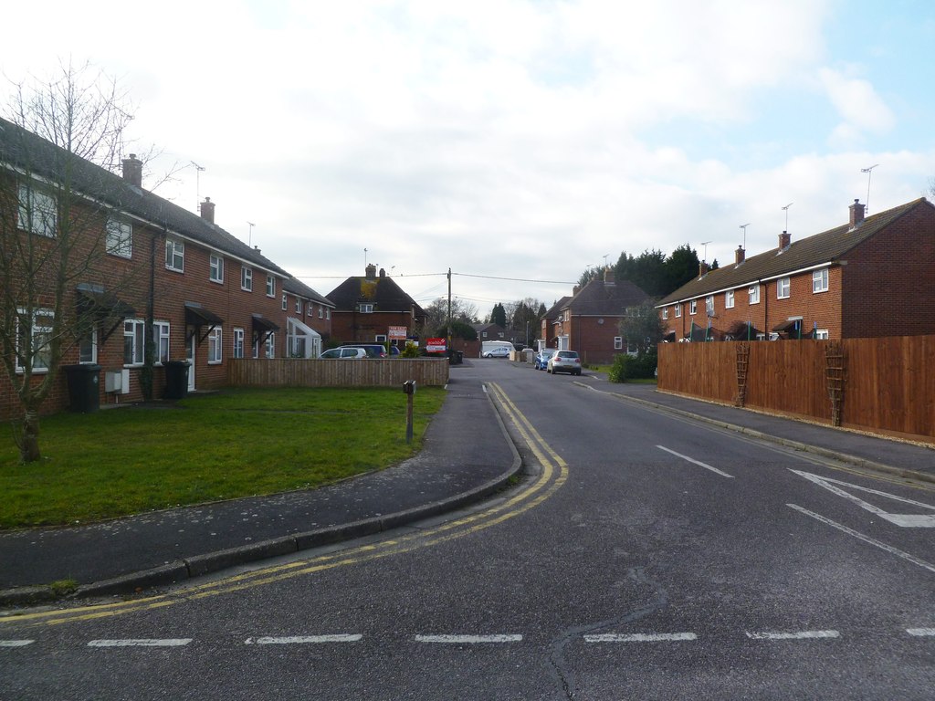 Bovington Camp, New Road © Mike Faherty cc-by-sa/2.0 :: Geograph ...