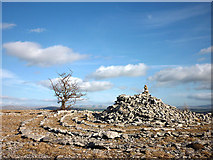 SD4890 : Cairn on Helsington Barrows by Karl and Ali
