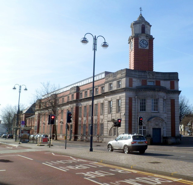 Llys Glas, Swansea © Jaggery cc-by-sa/2.0 :: Geograph Britain and Ireland