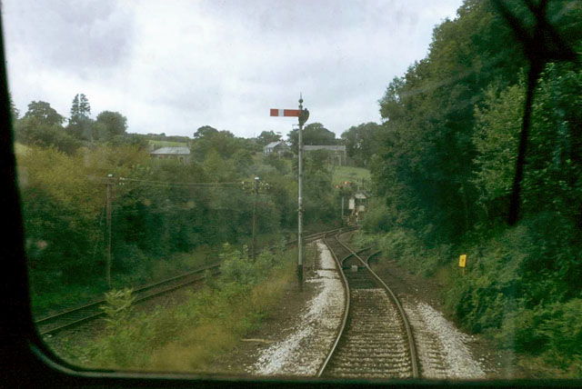 Leaving Coombe Junction For Liskeard © Robin Webster Geograph