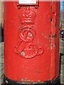 Edward VII postbox, Roundwood Road / Outgate Road, NW10 - royal cipher