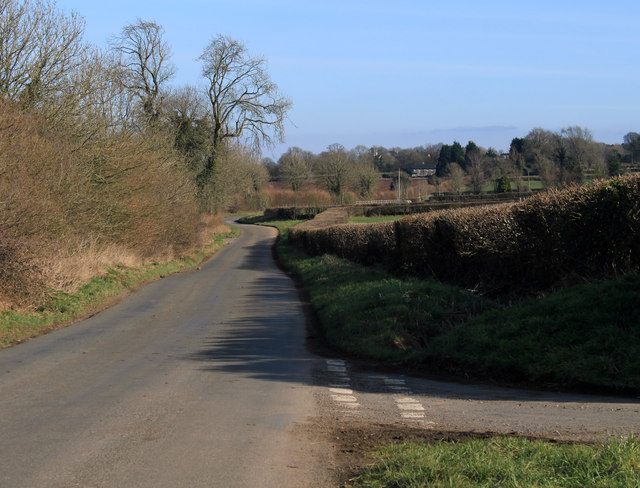 2012 : B3114 looking east from Puppy Cross Ways