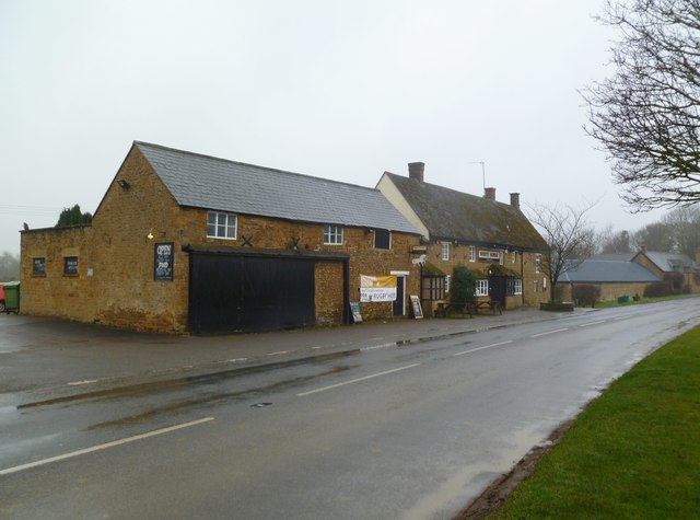 Wroxton, White Horse © Mike Faherty :: Geograph Britain and Ireland