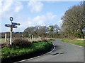 SU1410 : Minor road junction, Harbridge by Maigheach-gheal