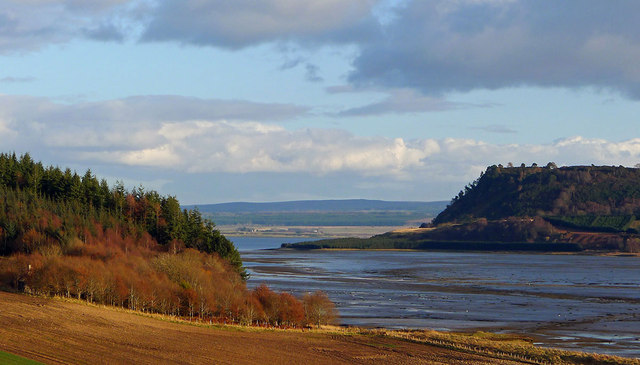 Munlochy Bay at low tide from the... Â© Julian Paren cc-by-sa/2.0