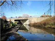 SJ4266 : Tarvin Bridge, Chester by Jeff Buck