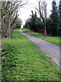 Path up Tattenhoe lane