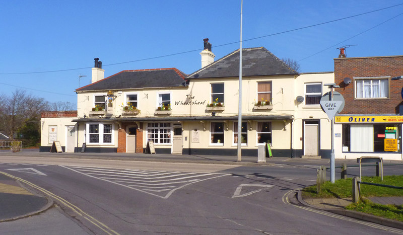 Wheatsheaf Pub at Old Milton © Mike Smith cc-by-sa/2.0 :: Geograph ...