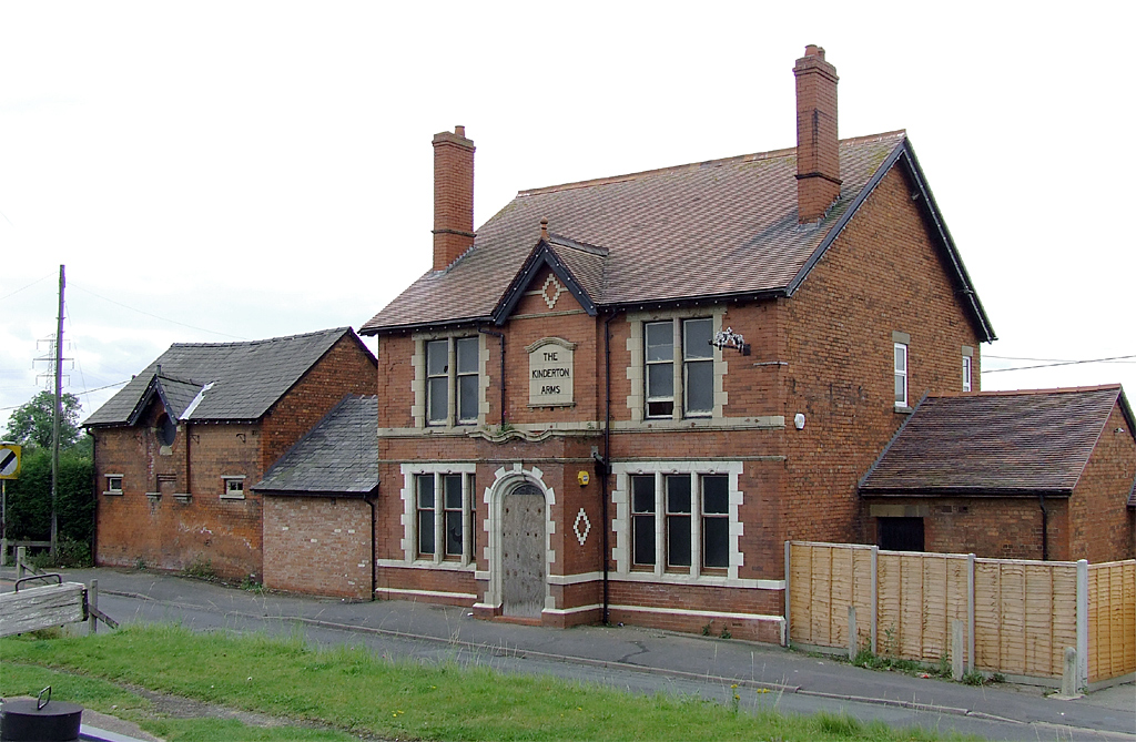 The Kinderton Arms near Middlewich © Roger Kidd cc-by-sa/2.0 ...