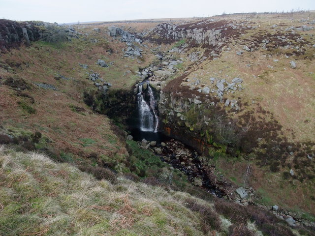 Blea Gill Waterfall © Tim Heaton cc-by-sa/2.0 :: Geograph Britain and ...