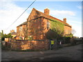 Derelict farm in Kneeton