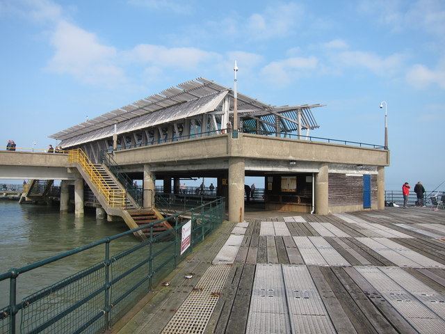 End of Deal Pier © Oast House Archive cc-by-sa/2.0 :: Geograph Britain ...