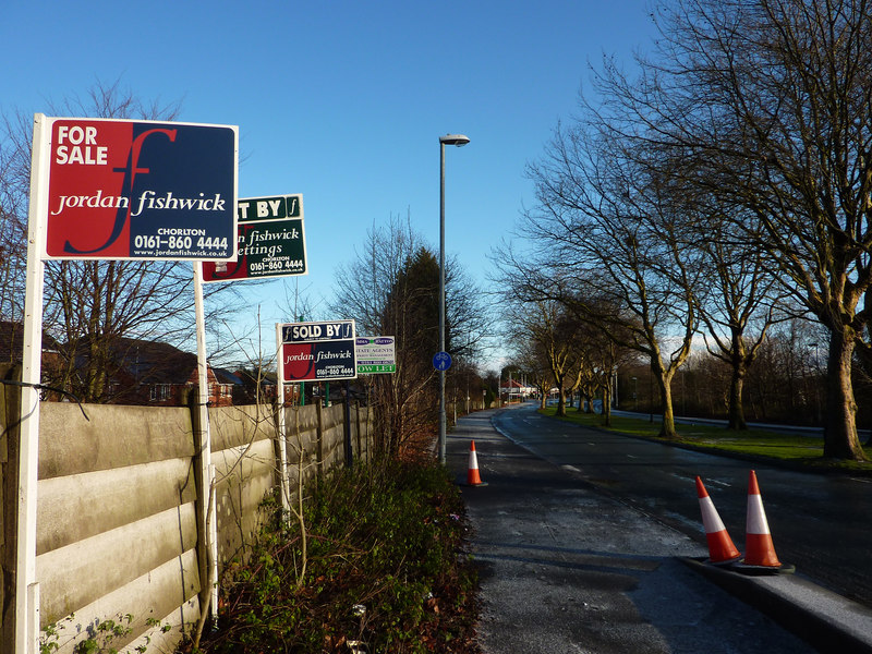 Mauldeth Road West, Hough End © Phil Champion cc-by-sa/2.0 :: Geograph