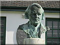 Penddelw David Lloyd George - Bust of David Lloyd George