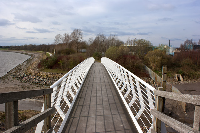 The footbridge over Ditton Brook and Stewards Brook