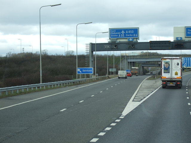 Exit road for East Midlands Airport off the M1