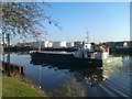 "Trafford Enterprise" approaching Mode Wheel locks, Manchester Ship Canal