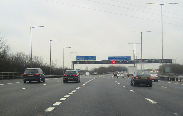 M4 sliproad from M25 Junction 15 © John Firth cc-by-sa/2.0 :: Geograph ...