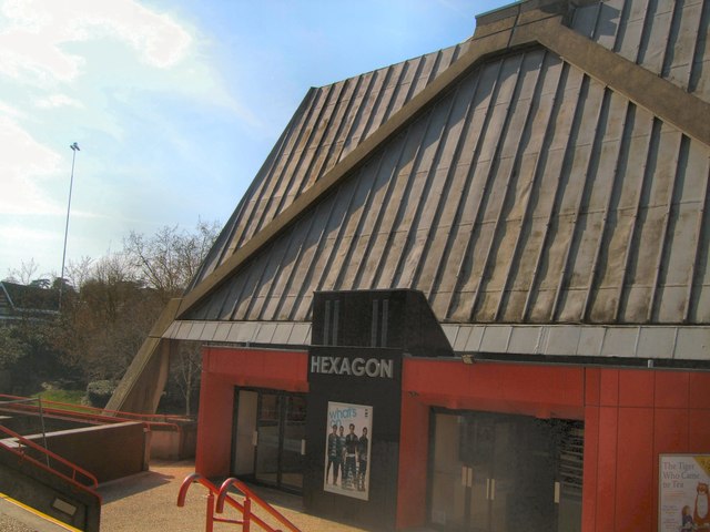 Hexagon Theatre, Reading © Paul Gillett :: Geograph Britain and Ireland