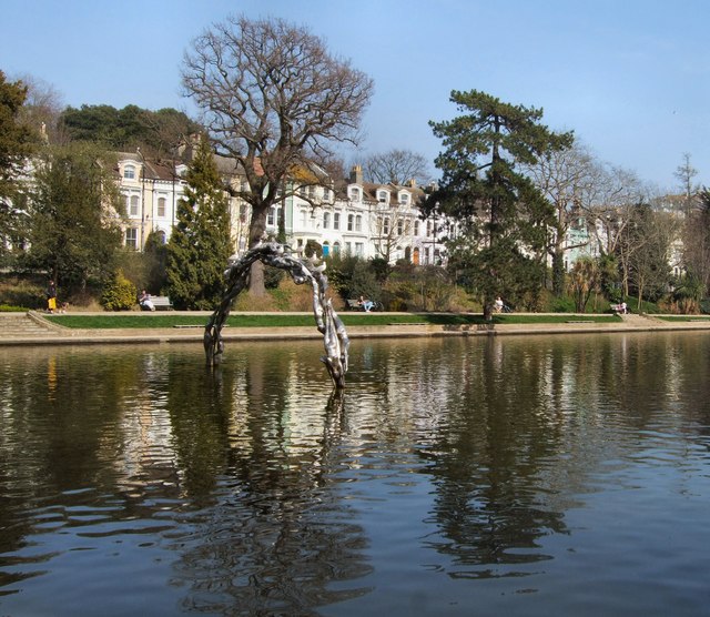 Pond in Alexandra park