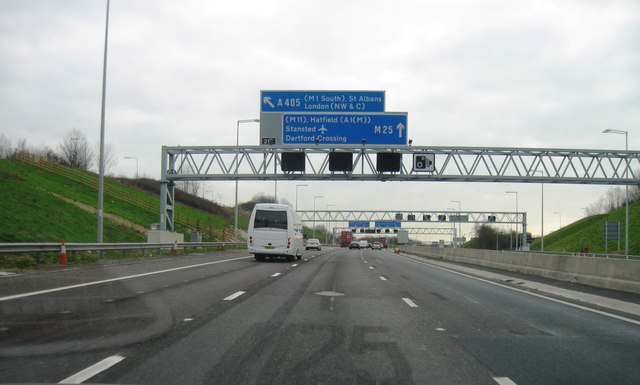 M25, clockwise junction 21A © Alex McGregor cc-by-sa/2.0 :: Geograph ...