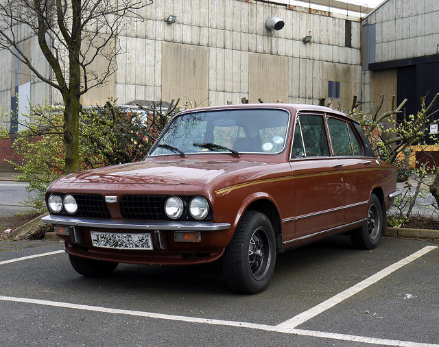 Car, Belfast © Rossographer cc-by-sa/2.0 :: Geograph Britain and Ireland