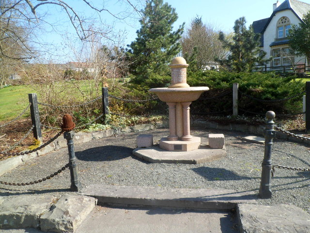 Memorial fountain, Newbridge-on-Wye