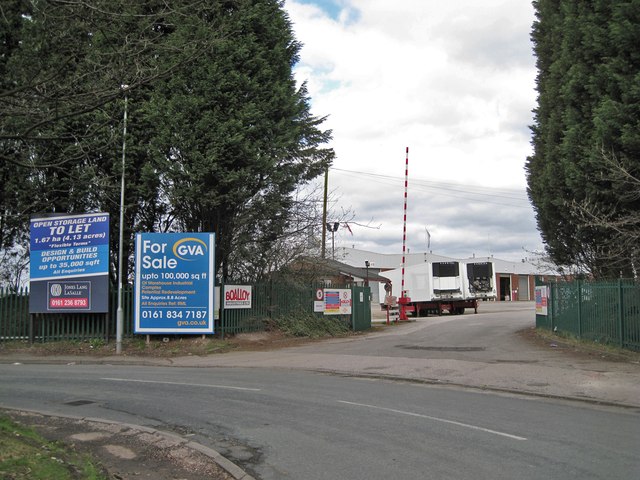 Entrance to Radnor Park Trading Estate
