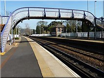 NT1985 : Station footbridge by James Allan