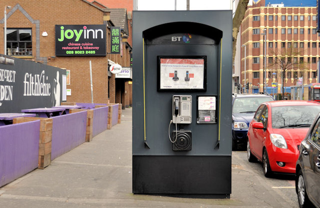 Telephone box, Belfast (16)