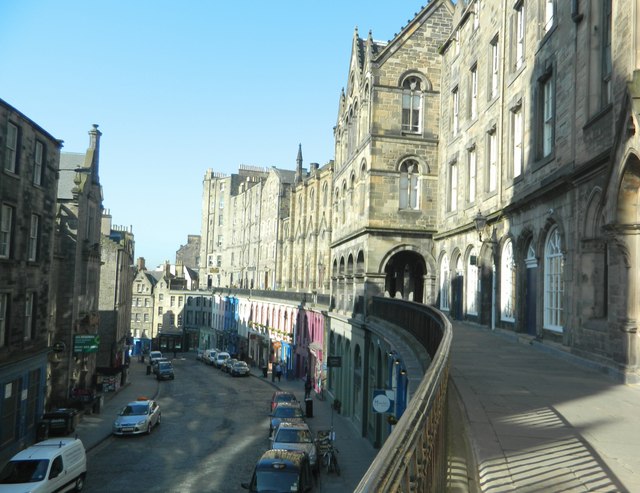 Victoria Terrace, Edinburgh © John Lord cc-by-sa/2.0 :: Geograph ...