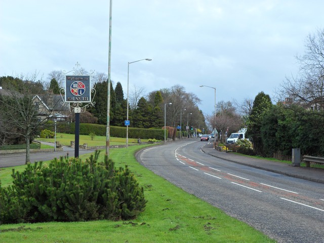Entering Kilsyth on the A803