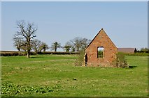 SP2794 : The remains of a Chapel at Chapel Farm, near the B4116 by Mick Malpass