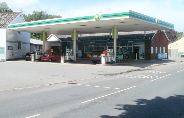 BP filling station and Mace shop, Usk