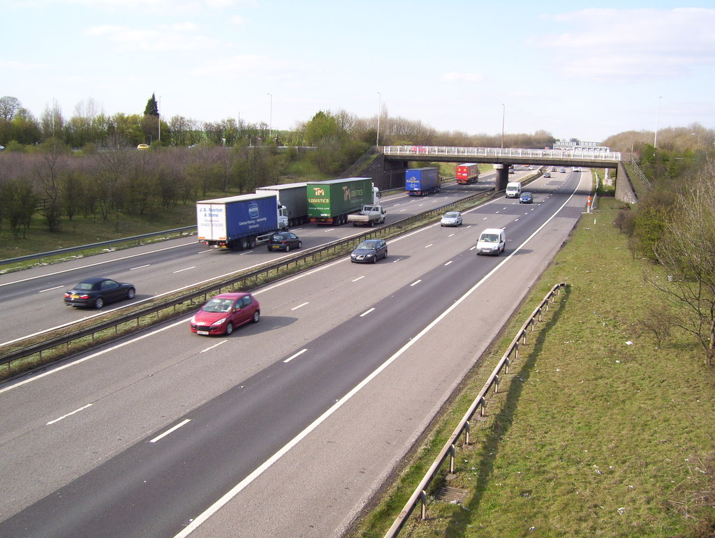 The A57 and M1 at junction 31 © Martin Speck cc-by-sa/2.0 :: Geograph ...