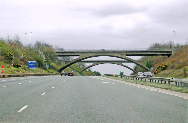 M4 Junction 18 eastbound (1) © MrC :: Geograph Britain and Ireland