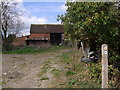 Wychavon Way through the farm,  Flyford Flavell