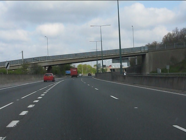 M1 motorway - Park Road bridge, Hendon © Peter Whatley :: Geograph ...