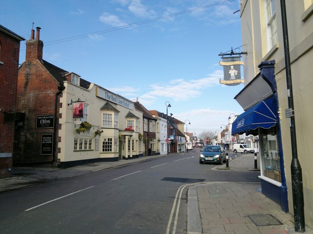 The Red Lion Hotel, Fareham © Chris Morgan :: Geograph Britain and Ireland