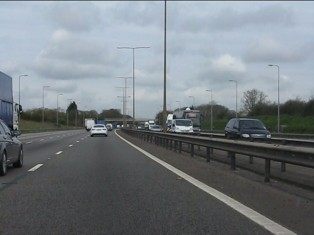 M1 motorway north of junction 15 © Peter Whatley :: Geograph Britain ...