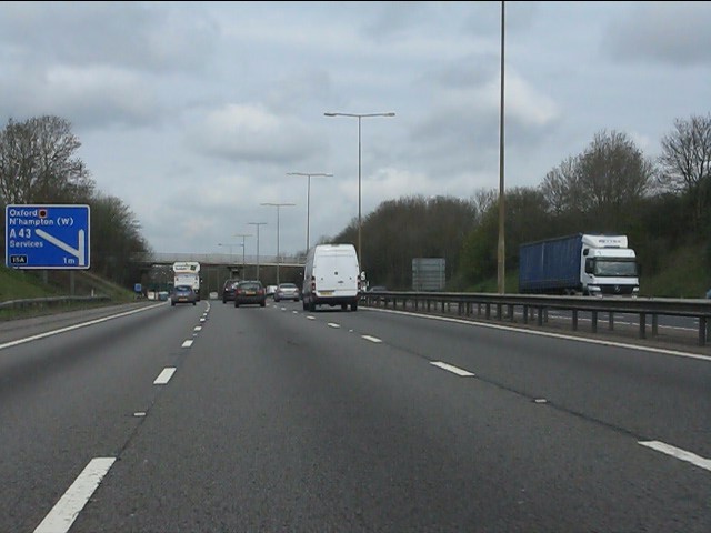 M1 motorway - 1 mile to junction 15a © Peter Whatley cc-by-sa/2.0 ...