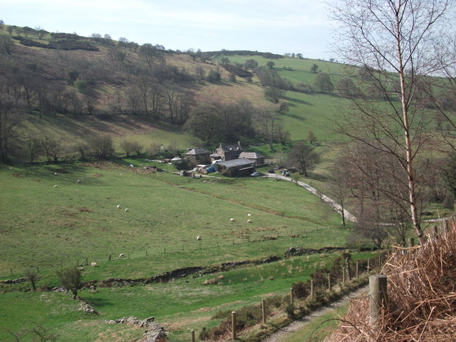 Looking down into Nant Llechwedd-gwyn © John Haynes cc-by-sa/2.0 ...