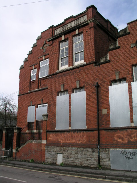 Disused Barton Hill Mixed School... © Brian Westlake cc-by-sa/2.0 ...