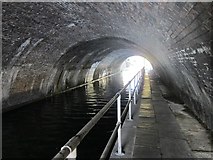 TQ2682 : Tunnel on Regent's Canal by Oast House Archive