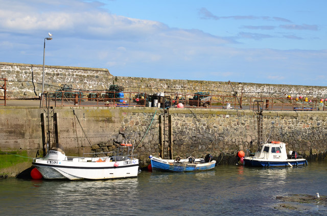 Drummore Harbour - (2) © The Carlisle Kid :: Geograph Britain and Ireland