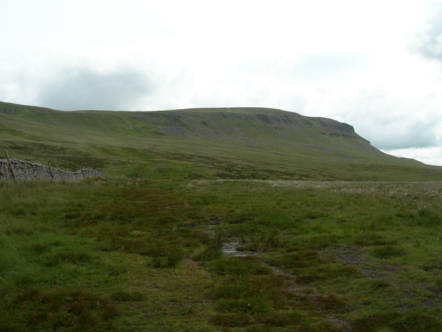 Pen-y-ghent from Horton Moor © John Topping cc-by-sa/2.0 :: Geograph ...