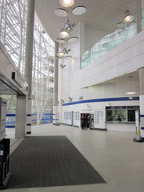 Blackfriars North Station concourse