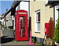 Telephone kiosk and postbox, Hoxne