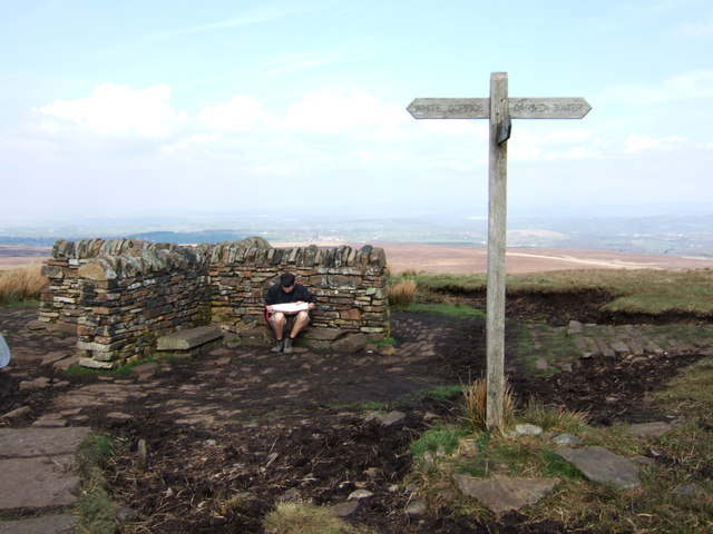 Shelter and signpost on Great Hill